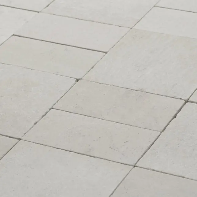 Tumbled flooring