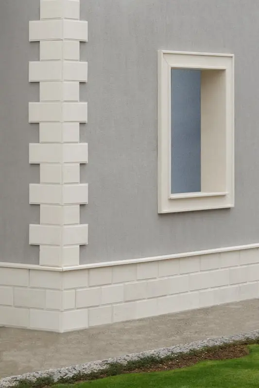 Window surrounding